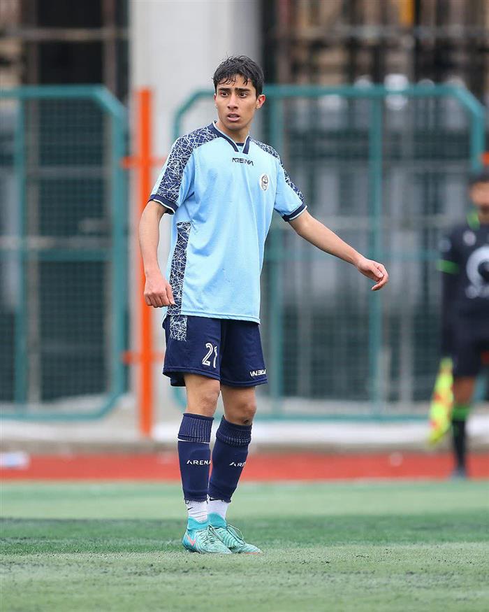 دعوت بازیکن کرمانی به اردوی تیم ملی فوتبال جوانان کشور دعوت بازیکن کرمانی به اردوی تیم ملی فوتبال جوانان کشور